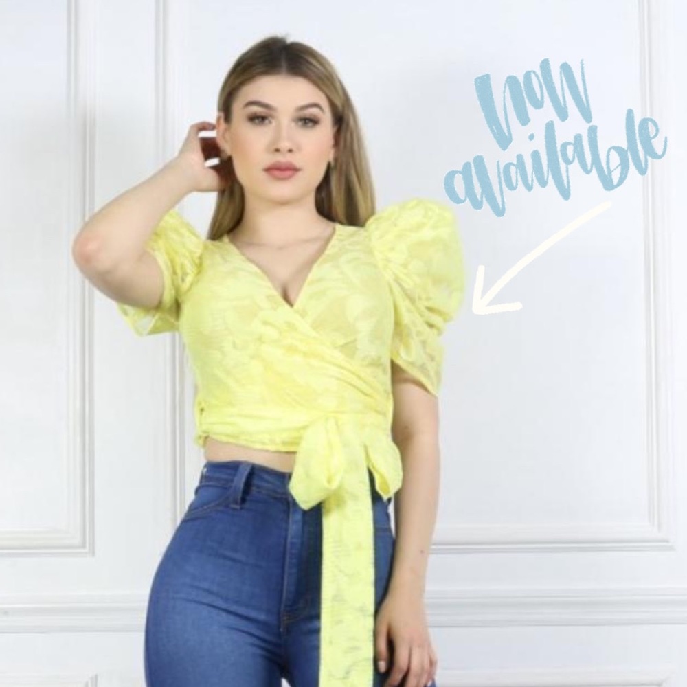 Beautiful yellow blouse